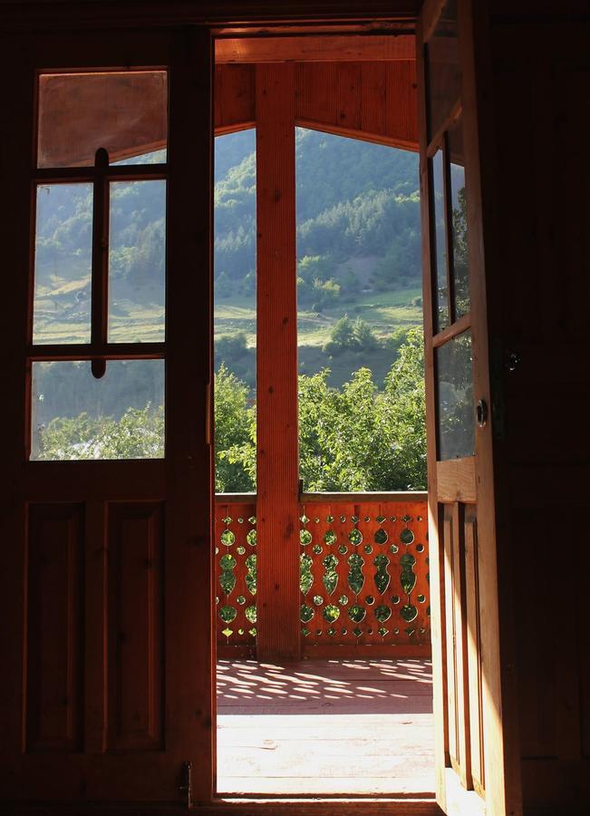 Hostel The Misty Mountains Mestia Exteriér fotografie